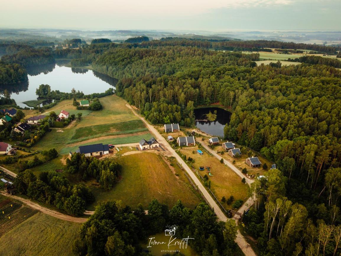 Osada Skoczkowo Komfortowe Domki Z Jacuzzi Nad Jeziorem- Sauna- Balia- Prywatny Staw Wedkarski Podiazy Exterior photo