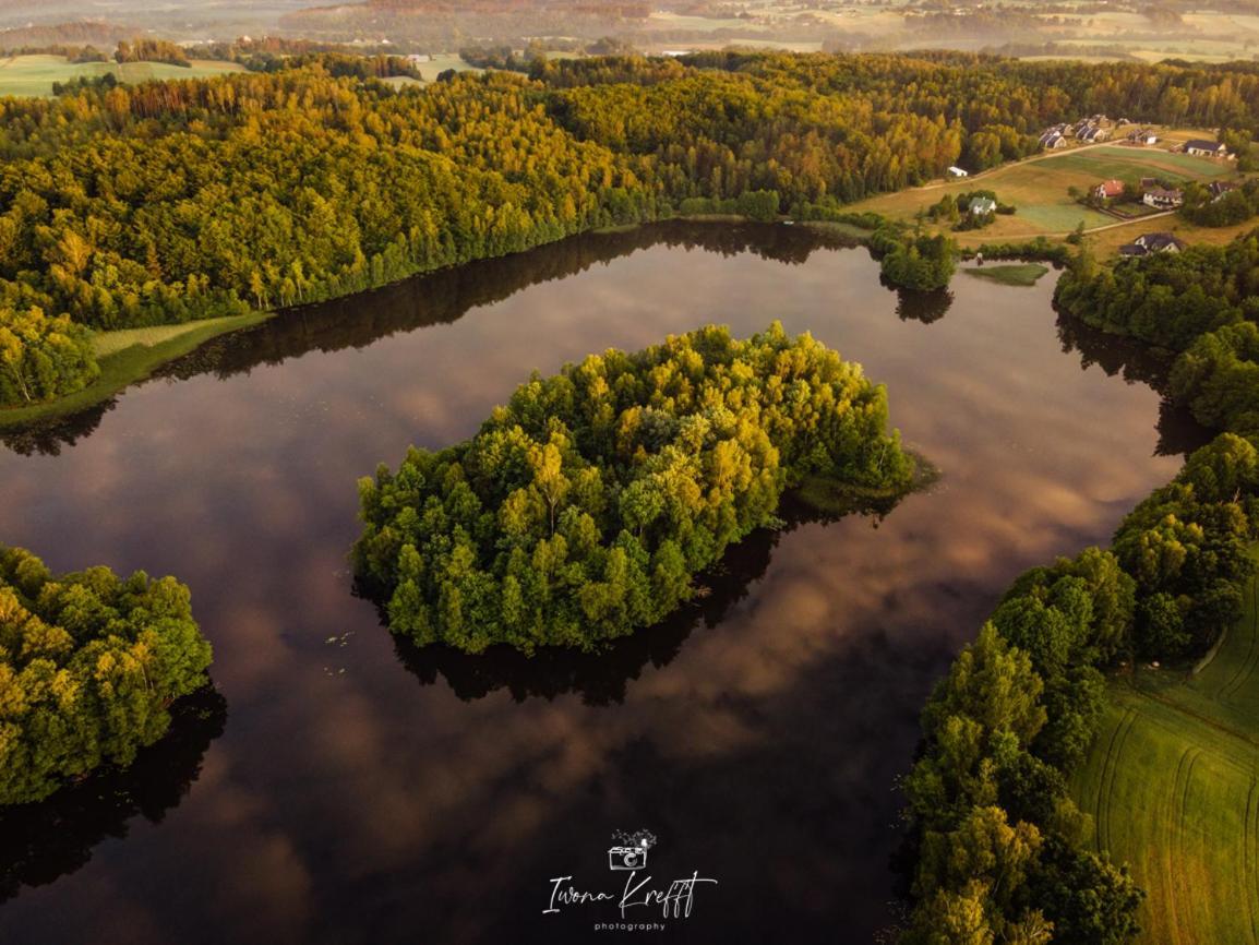 Osada Skoczkowo Komfortowe Domki Z Jacuzzi Nad Jeziorem- Sauna- Balia- Prywatny Staw Wedkarski Podiazy Exterior photo